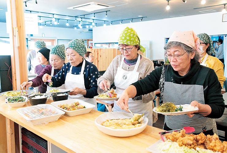 ランチを調理する“働くリハビリ” で地域の一員に【２】